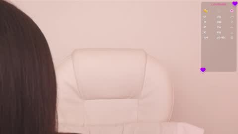 Rose  online show from November 13, 2025, 9:08 am