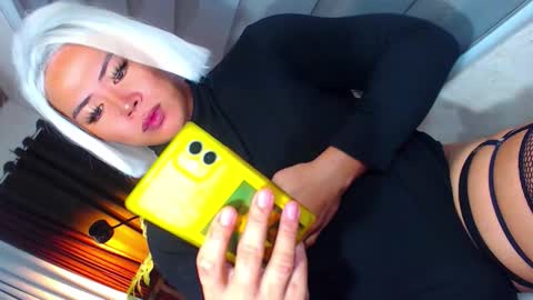 Samantha online show from March 5, 2026, 2:07 am