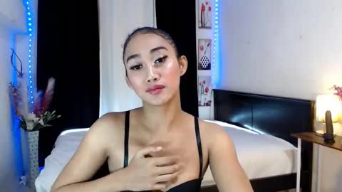 Snapshot of gorgeous_nicole chatting on February 12, 2025, 10:37 pm gorgeous_nicole online show from February 12, 2025, 10:37 pm