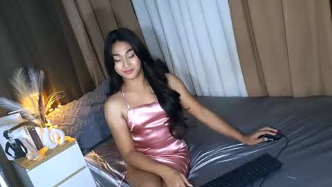 gorgeous_niicole online show from July 19, 2026, 11:25 am