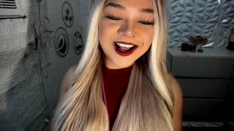 Amanda rose online show from November 22, 2025, 2:10 am