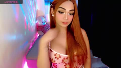 Snapshot of gorgeoustransgirl chatting on January 4, 2025, 12:16 pm Emmy online show from January 4, 2025, 12:16 pm