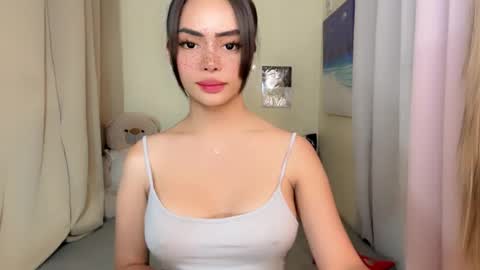 Snapshot of gorgeoustransgirl chatting on February 10, 2026, 12:20 pm Emmy online show from February 10, 2026, 12:20 pm