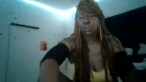 Snapshot of gotcake713 chatting on May 24, 2026, 12:37 am Sue Goddess online show from May 24, 2026, 12:37 am