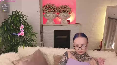 Benny  online show from March 5, 2025, 1:50 pm