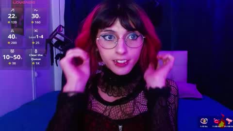 goth_minerva online show from October 31, 2025, 1:34 pm