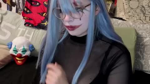 Amy online show from September 28, 2025, 8:14 pm