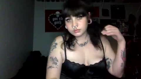 Snapshot of gothgoddessrose666 chatting on May 11, 2026, 3:34 am Goddessr0se online show from May 11, 2026, 3:34 am