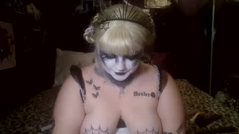Snapshot of gothicgoddesss chatting on July 15, 2026, 1:44 am Desdemona online show from July 15, 2026, 1:44 am
