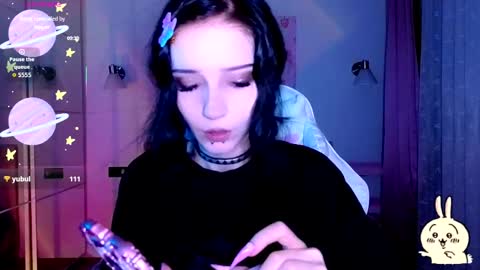 gothiclali online show from April 25, 2026, 12:57 am