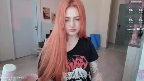 Snapshot of gothkittys chatting on April 20, 2026, 10:51 am traumfrau Kira angel face devil eyes I SELL A LOT VIDEO IN GALLERY online show from April 20, 2026, 10:51 am