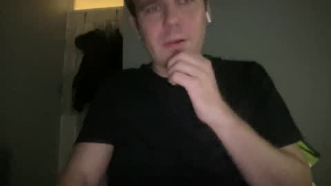 Snapshot of gotitgoin_ chatting on November 11, 2025, 2:00 am GotItGoin online show from November 11, 2025, 2:00 am