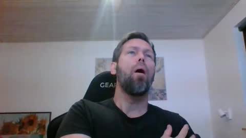 gottalop online show from November 25, 2025, 3:34 pm