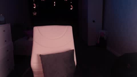 Grace online show from February 27, 2025, 11:48 pm