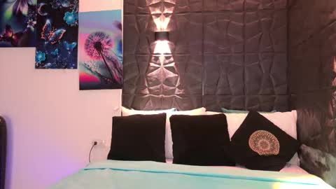 Gracey Milf online show from October 22, 2025, 11:32 am