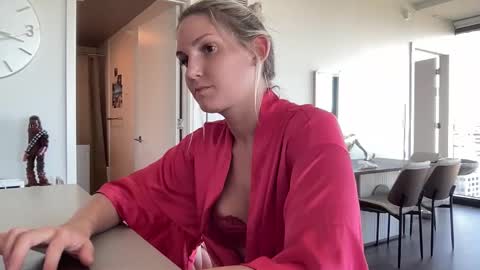 Gracie Mae online show from September 30, 2025, 8:25 pm