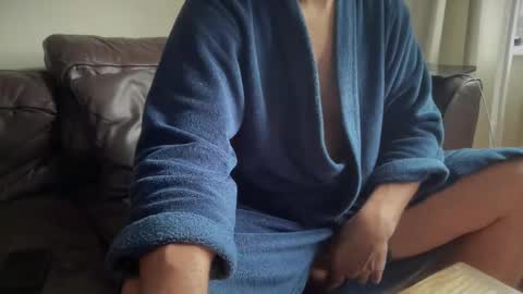 Snapshot of grandmufftwerking chatting on December 17, 2024, 10:01 am grandmufftwerking online show from December 17, 2024, 10:01 am