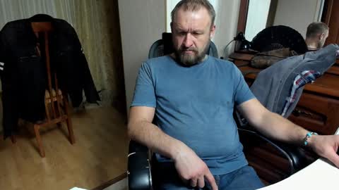 Anthony online show from March 5, 2025, 6:34 pm