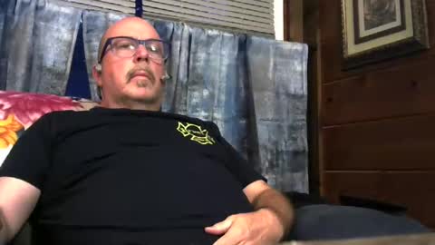 Snapshot of granitebuckeye1969 chatting on October 18, 2025, 10:21 pm granitebuckeye1969 online show from October 18, 2025, 10:21 pm