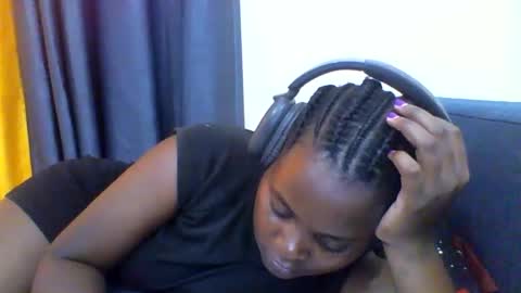 Snapshot of grannylover_ chatting on November 13, 2025, 5:28 am grannylover_ online show from November 13, 2025, 5:28 am