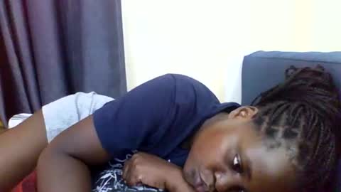 Snapshot of grannylover_ chatting on December 15, 2025, 5:44 am grannylover_ online show from December 15, 2025, 5:44 am