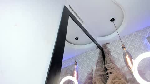 grayce blossoms24 online show from January 19, 2025, 10:28 pm