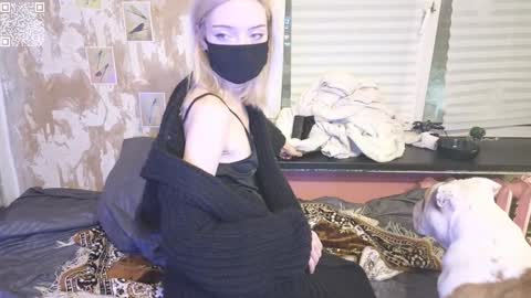 Snapshot of graylovescookies chatting on January 3, 2025, 11:33 pm graylovescookies online show from January 3, 2025, 11:33 pm