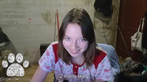 Snapshot of graylovescookies chatting on October 31, 2025, 9:27 pm graylovescookies online show from October 31, 2025, 9:27 pm