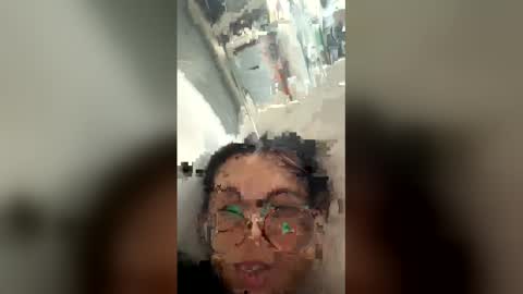 Snapshot of greasybangs chatting on April 12, 2026, 11:32 pm greasybangs online show from April 12, 2026, 11:32 pm