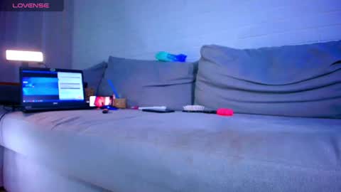 Snapshot of great_blondy chatting on July 8, 2026, 10:47 pm Anny online show from July 8, 2026, 10:47 pm