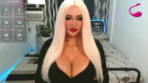 PAULATHEONE online show from June 4, 2026, 2:28 am