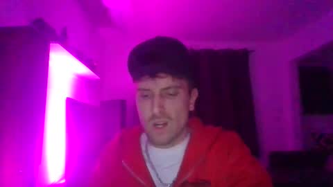 Snapshot of greatgoetze chatting on November 5, 2025, 1:05 am greatgoetze online show from November 5, 2025, 1:05 am