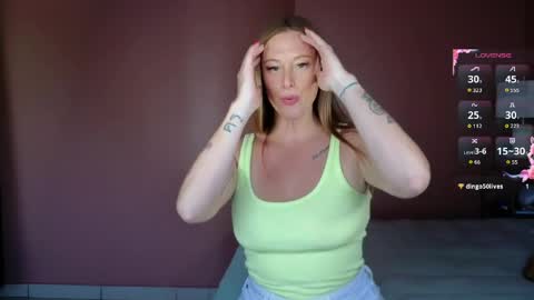 Snapshot of green_eyed_goddess_ chatting on April 10, 2026, 7:07 pm Green Eyed Goddess online show from April 10, 2026, 7:07 pm