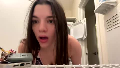 greeneyedmilly online show from November 9, 2025, 1:20 pm