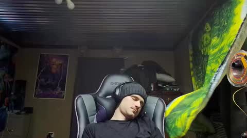 Greenlungs8195 online show from November 14, 2025, 9:46 pm