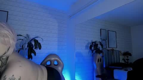 Snapshot of greennbella chatting on October 27, 2025, 7:07 pm online show from October 27, 2025, 7:07 pm