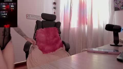 Snapshot of greenwine_gh chatting on March 1, 2026, 8:00 pm Medussa online show from March 1, 2026, 8:00 pm