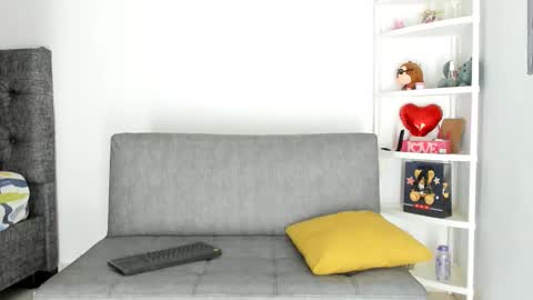 Gregori online show from March 12, 2025, 4:24 pm