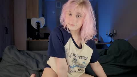 Greg-independent model online show from April 8, 2026, 9:26 pm