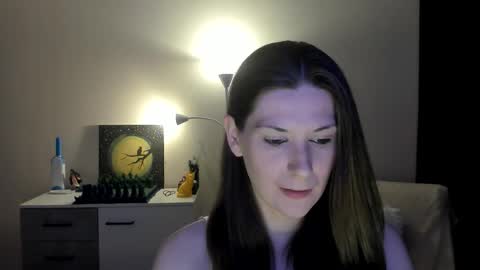 Snapshot of gretamiln chatting on October 15, 2025, 7:14 pm Greta online show from October 15, 2025, 7:14 pm