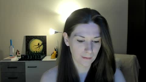 Greta online show from April 11, 2026, 1:43 am