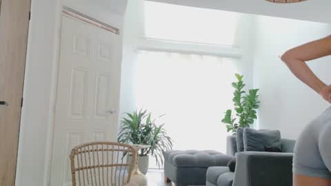Snapshot of grettabenett_ chatting on June 23, 2026, 9:46 pm Gretta online show from June 23, 2026, 9:46 pm