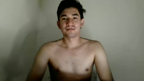 Snapshot of greyfelix25 chatting on July 13, 2026, 7:55 am greyfelix25 online show from July 13, 2026, 7:55 am