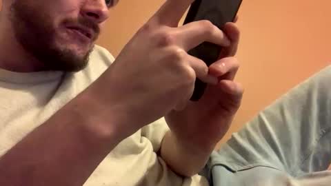 Snapshot of greyvan96 chatting on January 7, 2026, 12:57 am Perfectlyaveragesavage online show from January 7, 2026, 12:57 am