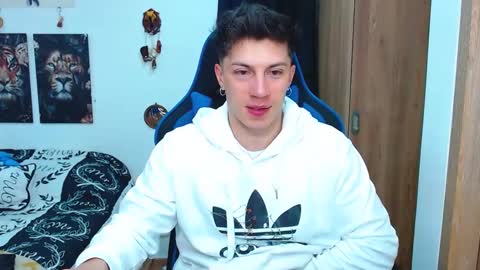 Snapshot of griego01 chatting on January 23, 2025, 5:35 am griego01 online show from January 23, 2025, 5:35 am