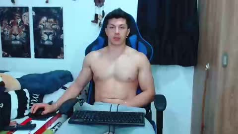 Snapshot of griego01 chatting on February 23, 2025, 4:50 am griego01 online show from February 23, 2025, 4:50 am