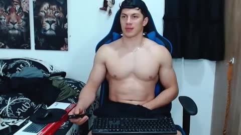 Snapshot of griego01 chatting on March 4, 2025, 6:04 am griego01 online show from March 4, 2025, 6:04 am