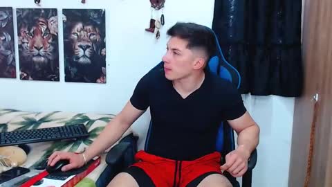 Snapshot of griego01 chatting on March 10, 2025, 6:12 pm griego01 online show from March 10, 2025, 6:12 pm