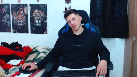 Snapshot of griego01 chatting on March 12, 2025, 7:49 pm griego01 online show from March 12, 2025, 7:49 pm