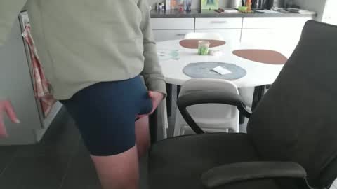 Snapshot of griesie chatting on November 6, 2025, 10:05 am Griesie online show from November 6, 2025, 10:05 am